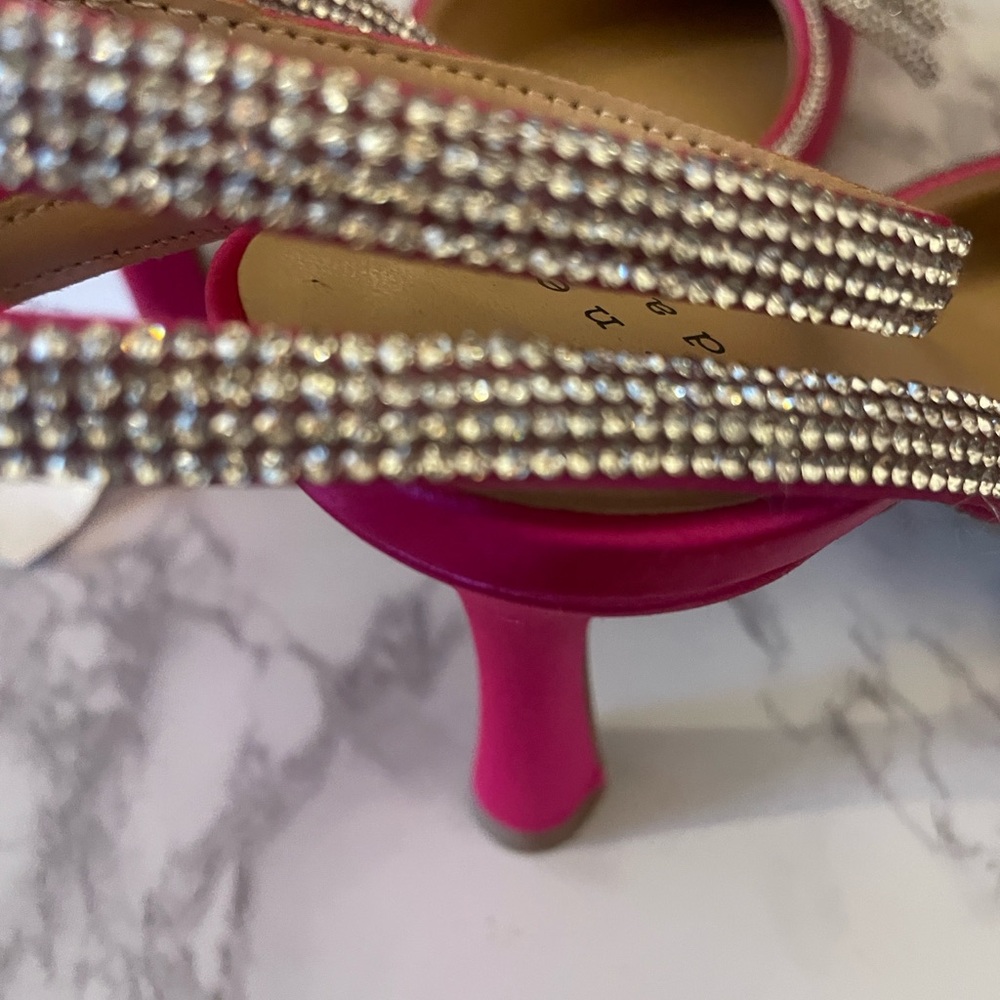 A New Day NWT Carmin/ Pink Satin Pointed Toe Crystal Bow Ankle Strap Heels - Picture 5 of 6